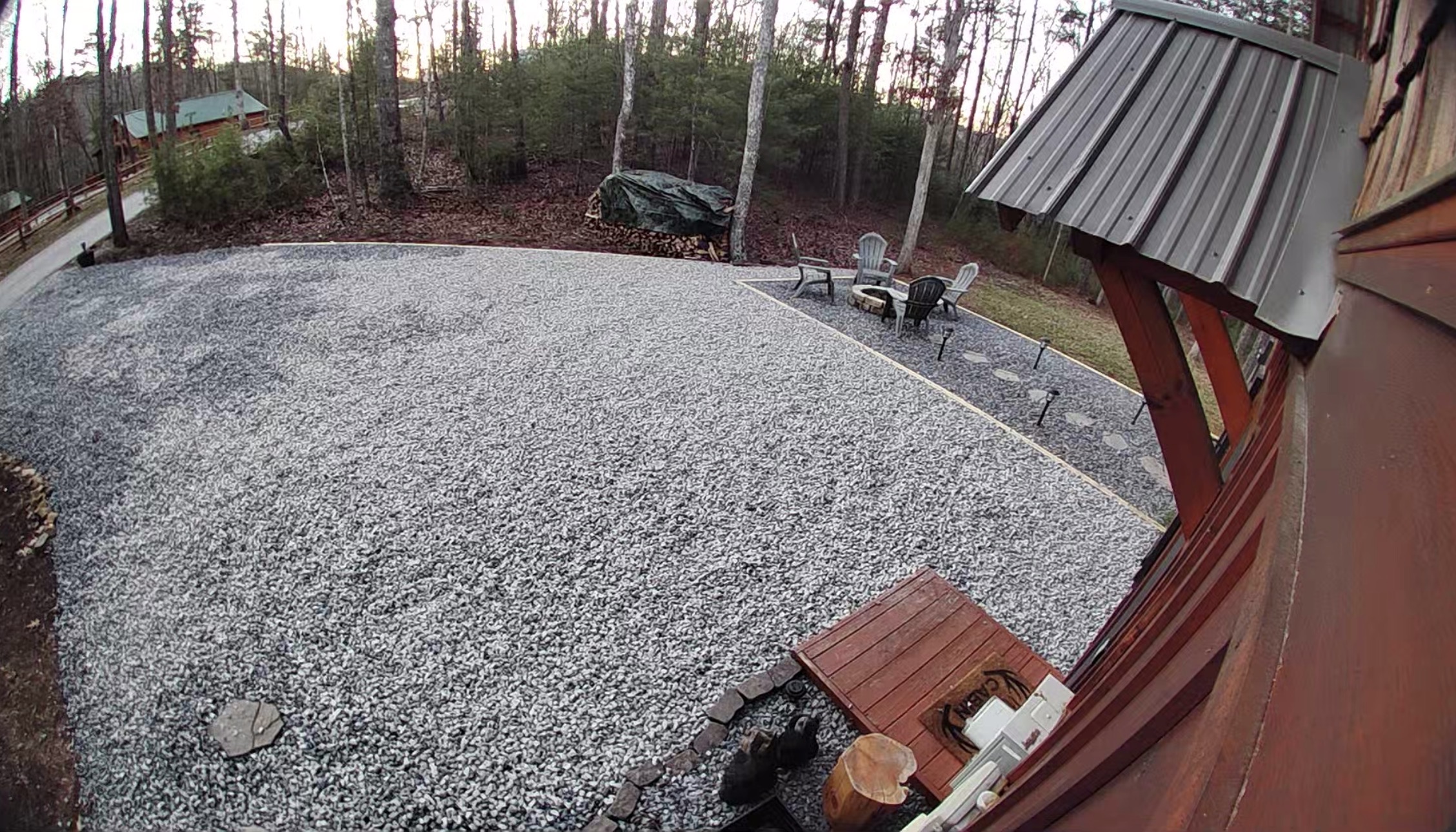 The Cozy Nook driveway photo