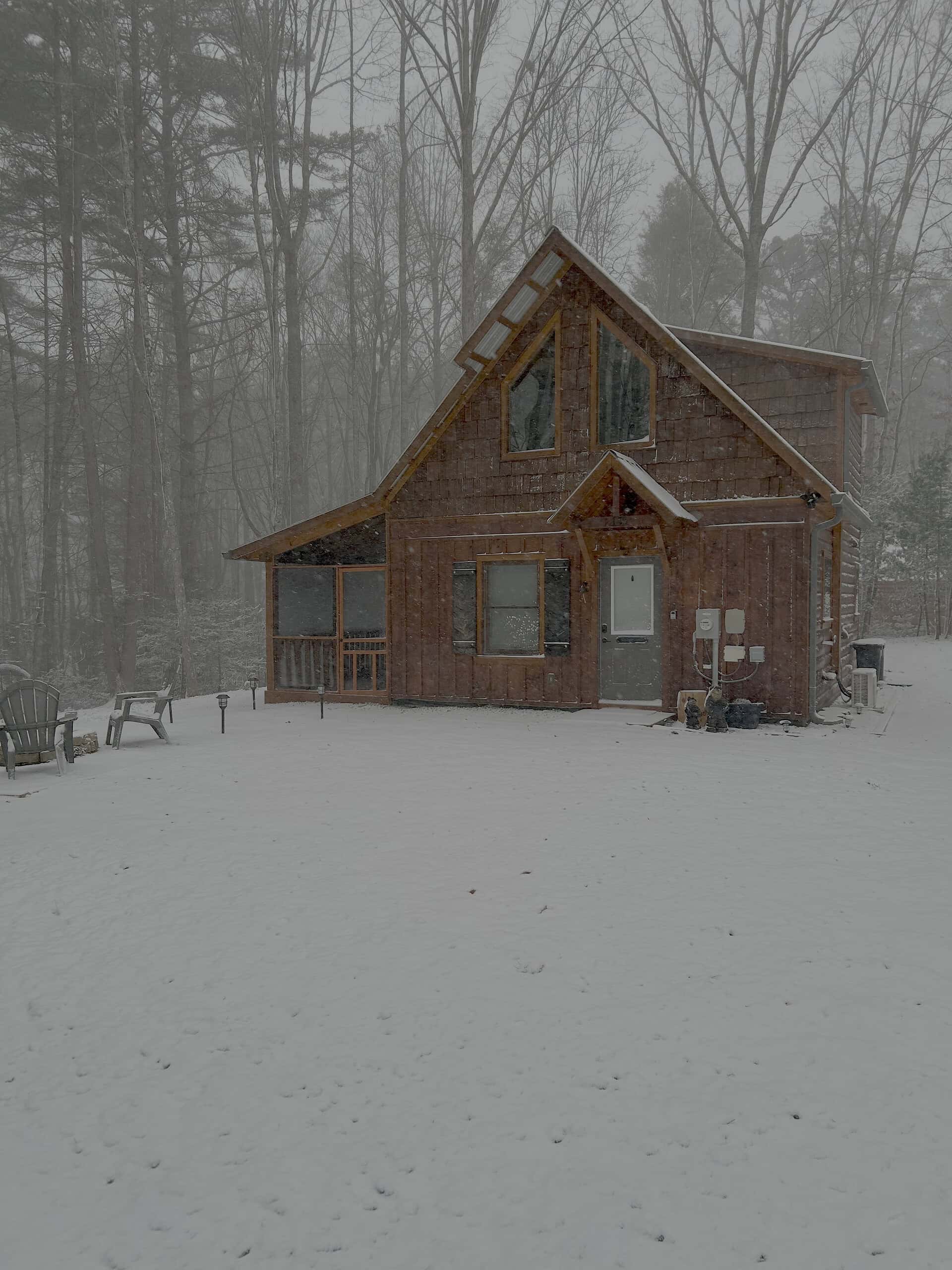 The Cozy Nook cabin in winter snow